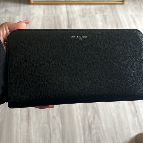 SAINT LAURENT ZIP AROUND WALLET - Picture 4 of 5